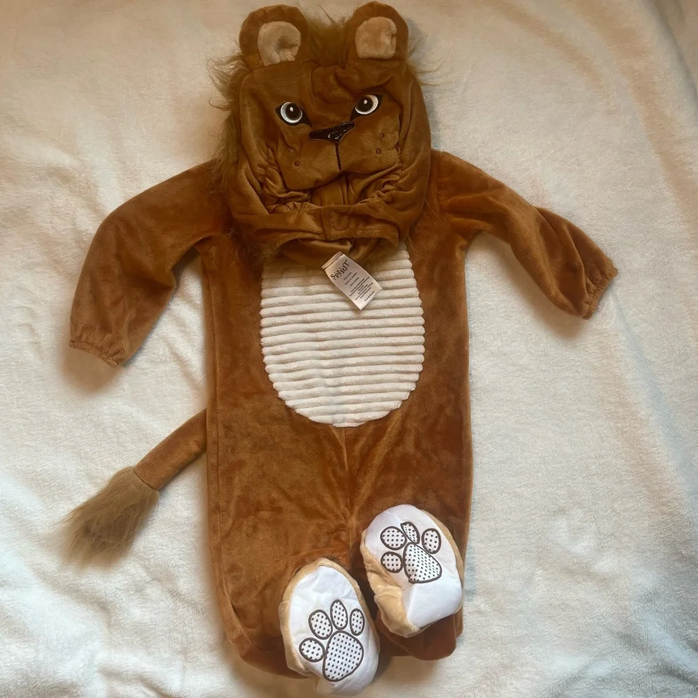 Baby Lion Cub Costume brown and cream color size 0-6 months